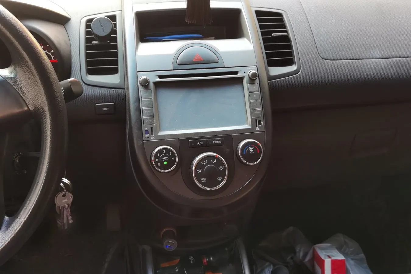 2012 Kia Soul 1.6L 123HP L4 5MT,autocango,china used car exporter,china ev exporter,chinese used car exporter,chinese used ev exporter