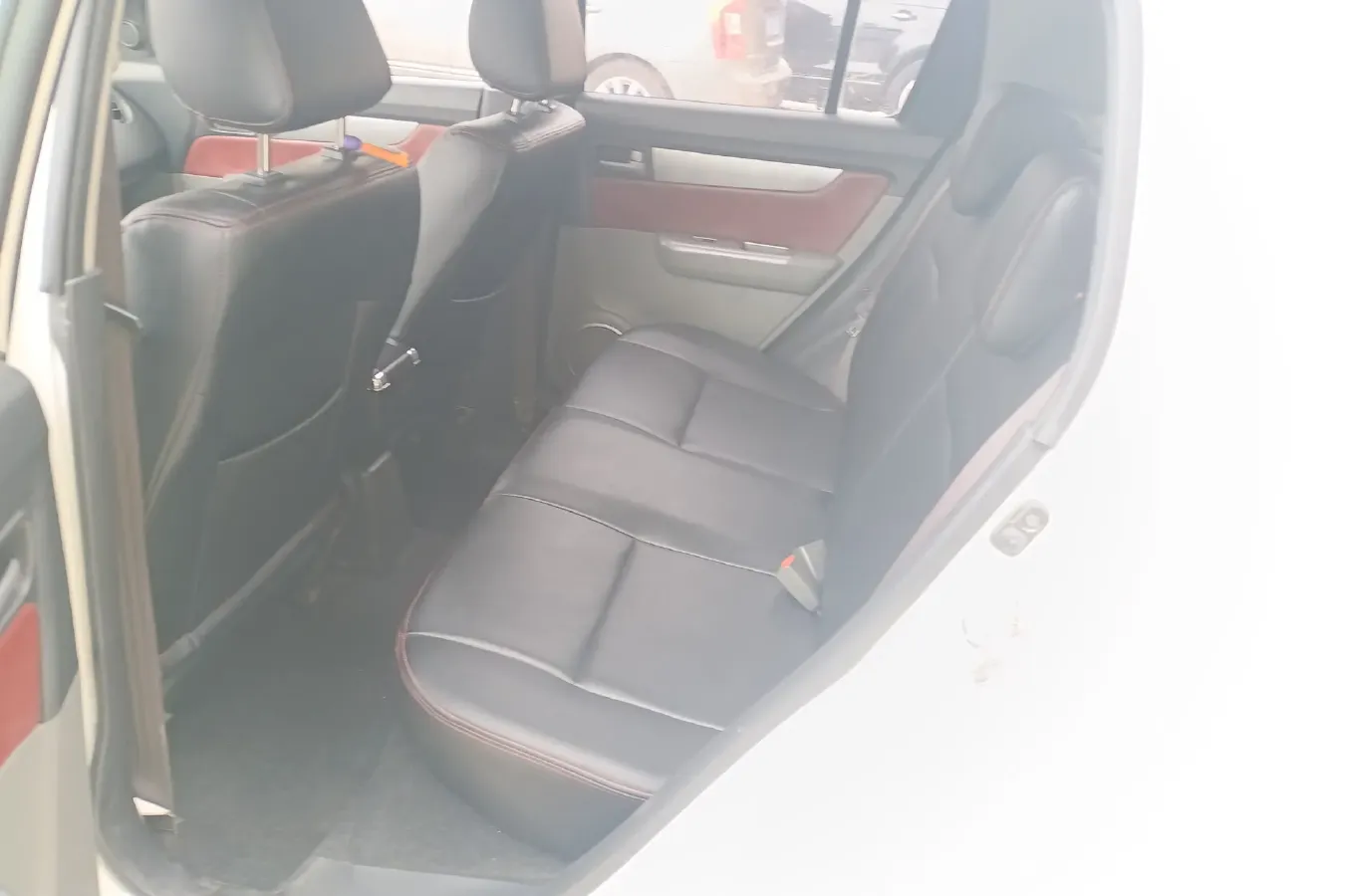 2013 Suzuki Swift 1.3L 91HP L4 5MT,autocango,china used car exporter,china ev exporter,chinese used car exporter,chinese used ev exporter