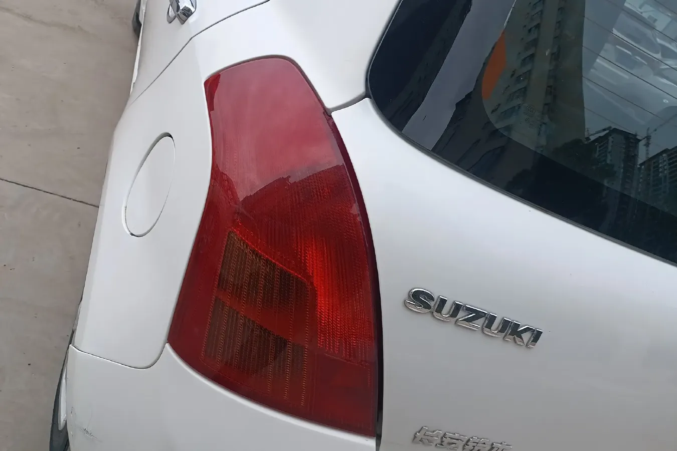 2013 Suzuki Swift 1.3L 91HP L4 5MT,autocango,china used car exporter,china ev exporter,chinese used car exporter,chinese used ev exporter