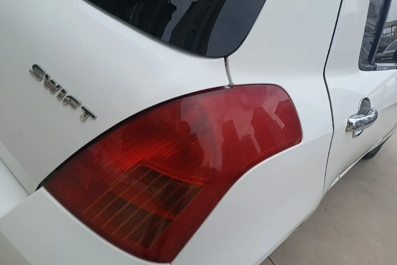 2013 Suzuki Swift 1.3L 91HP L4 5MT,autocango,china used car exporter,china ev exporter,chinese used car exporter,chinese used ev exporter