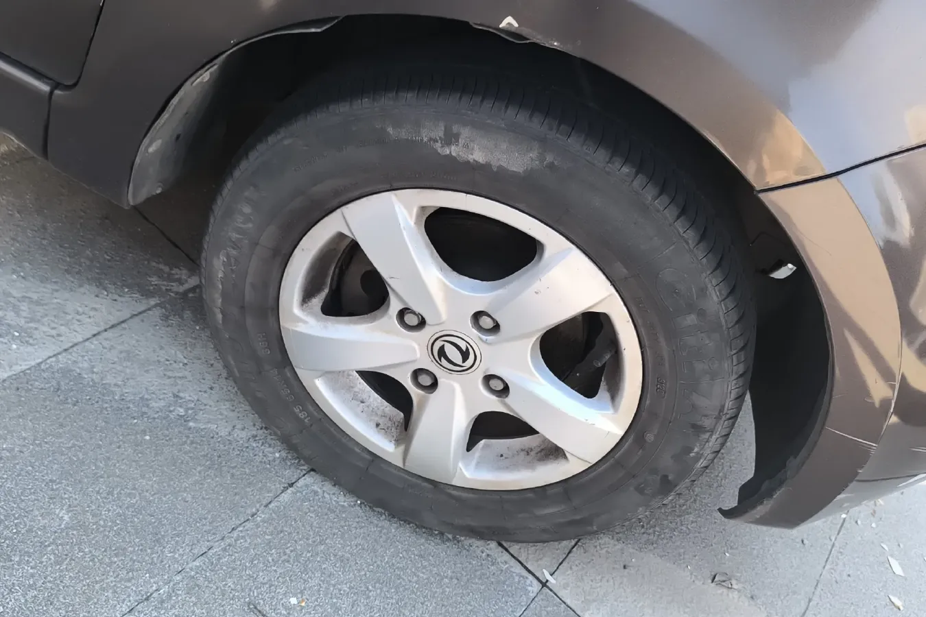 2014 DongFeng Fengon Fengon 330 1.5L 116HP L4 5MT,autocango,china used car exporter,china ev exporter,chinese used car exporter,chinese used ev exporter