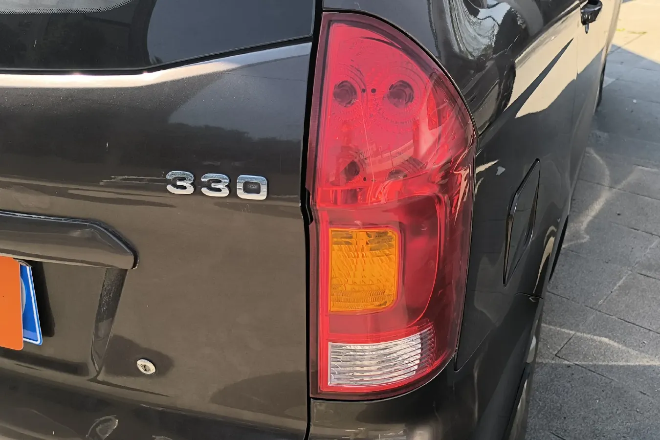 2014 DongFeng Fengon Fengon 330 1.5L 116HP L4 5MT,autocango,china used car exporter,china ev exporter,chinese used car exporter,chinese used ev exporter