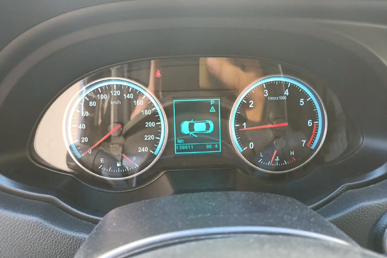 2014 Brilliance Auto V5 1.6L 118HP L4 5AT,autocango,china used car exporter,china ev exporter,chinese used car exporter,chinese used ev exporter