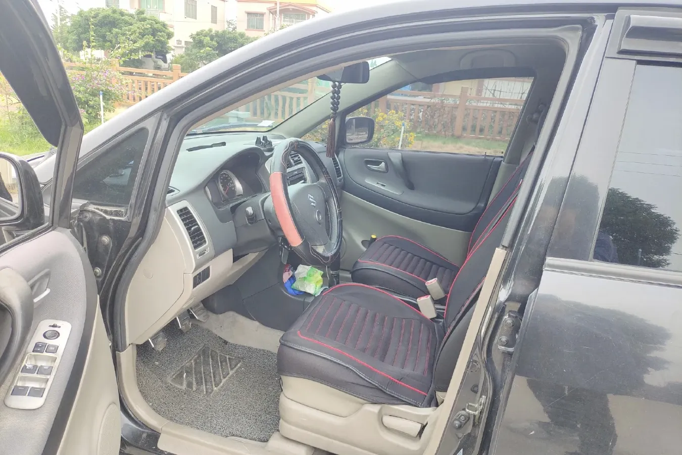 2012 Suzuki Liana 1.4L 101HP L4 5MT,autocango,china used car exporter,china ev exporter,chinese used car exporter,chinese used ev exporter