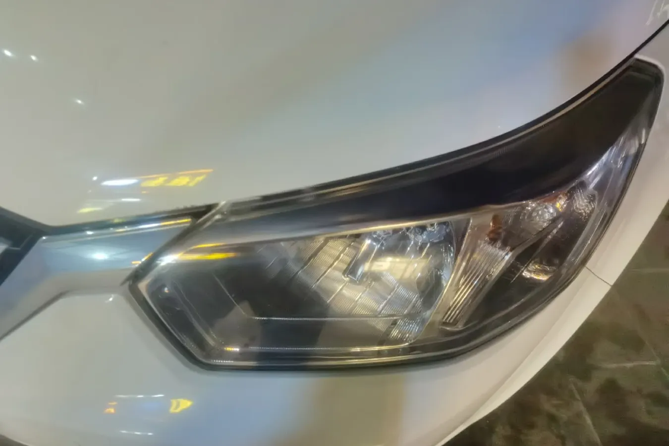 2015 Venucia R50 1.6L 117HP L4 5MT,autocango,china used car exporter,china ev exporter,chinese used car exporter,chinese used ev exporter