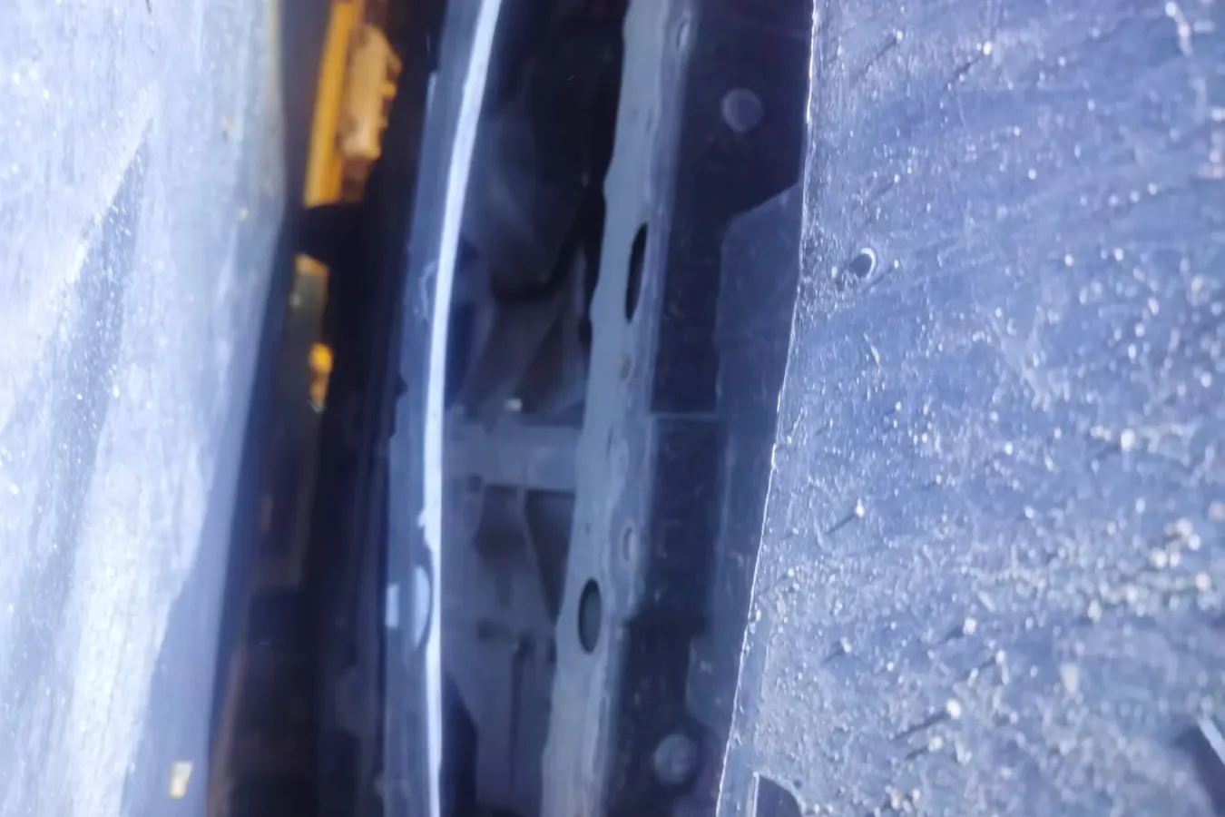 2015 Venucia R50 1.6L 117HP L4 5MT,autocango,china used car exporter,china ev exporter,chinese used car exporter,chinese used ev exporter