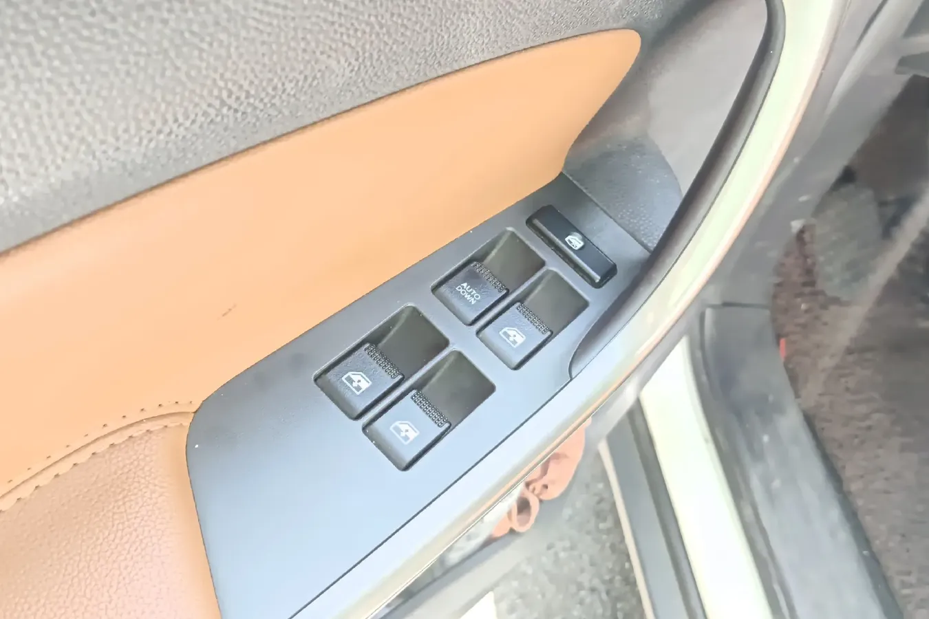 2016 ChangAn Oshan CX70 1.6L 117HP L4 5MT,autocango,china used car exporter,china ev exporter,chinese used car exporter,chinese used ev exporter