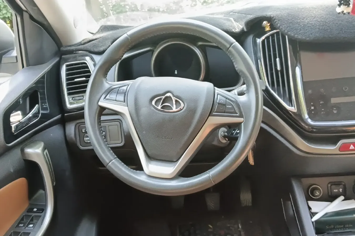 2016 ChangAn Oshan CX70 1.6L 117HP L4 5MT,autocango,china used car exporter,china ev exporter,chinese used car exporter,chinese used ev exporter