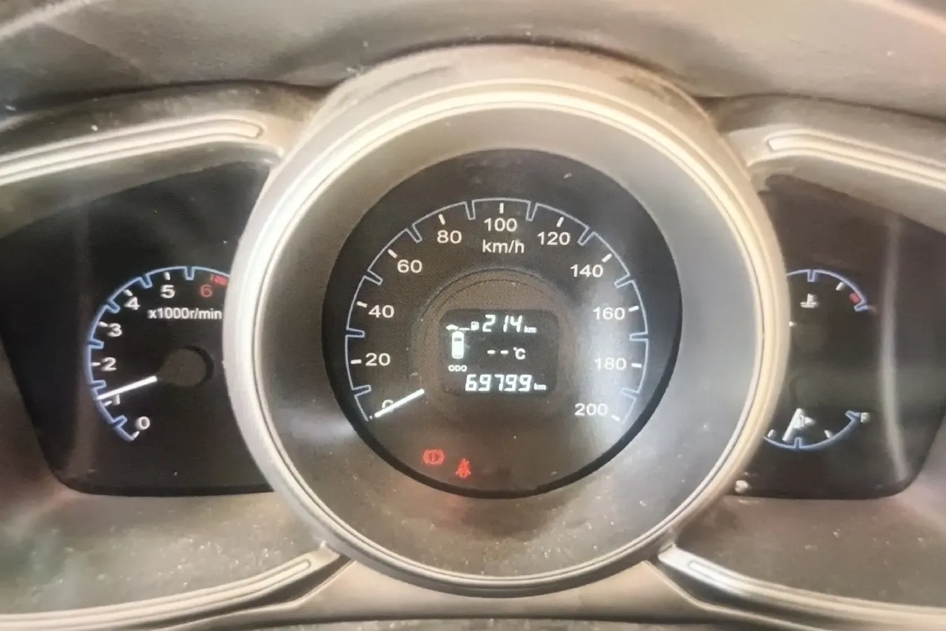 2016 ChangAn Oshan CX70 1.6L 117HP L4 5MT,autocango,china used car exporter,china ev exporter,chinese used car exporter,chinese used ev exporter