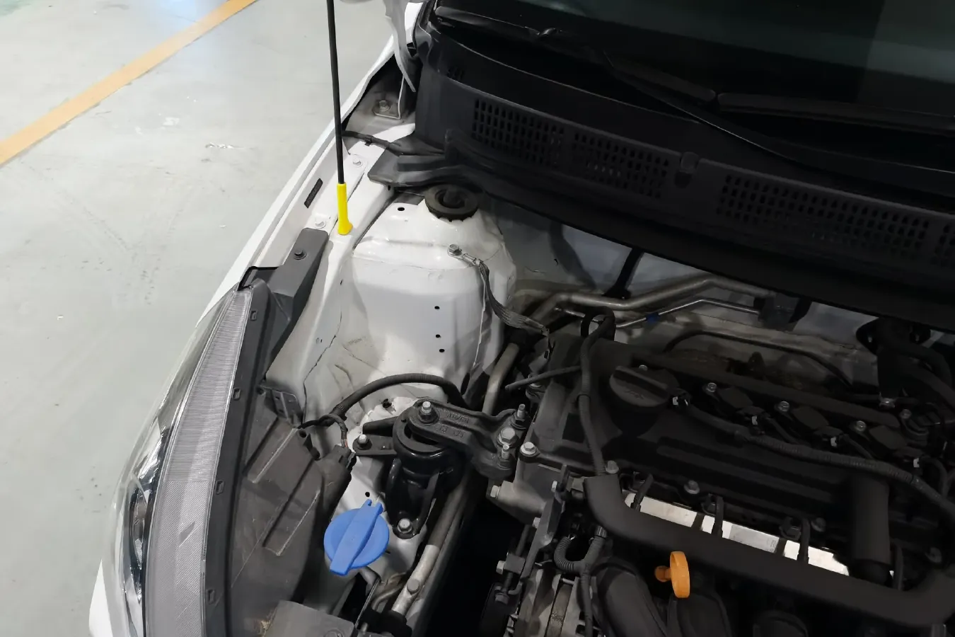 2020 Hyundai Reina 1.4L 95HP L4 5MT,autocango,china used car exporter,china ev exporter,chinese used car exporter,chinese used ev exporter