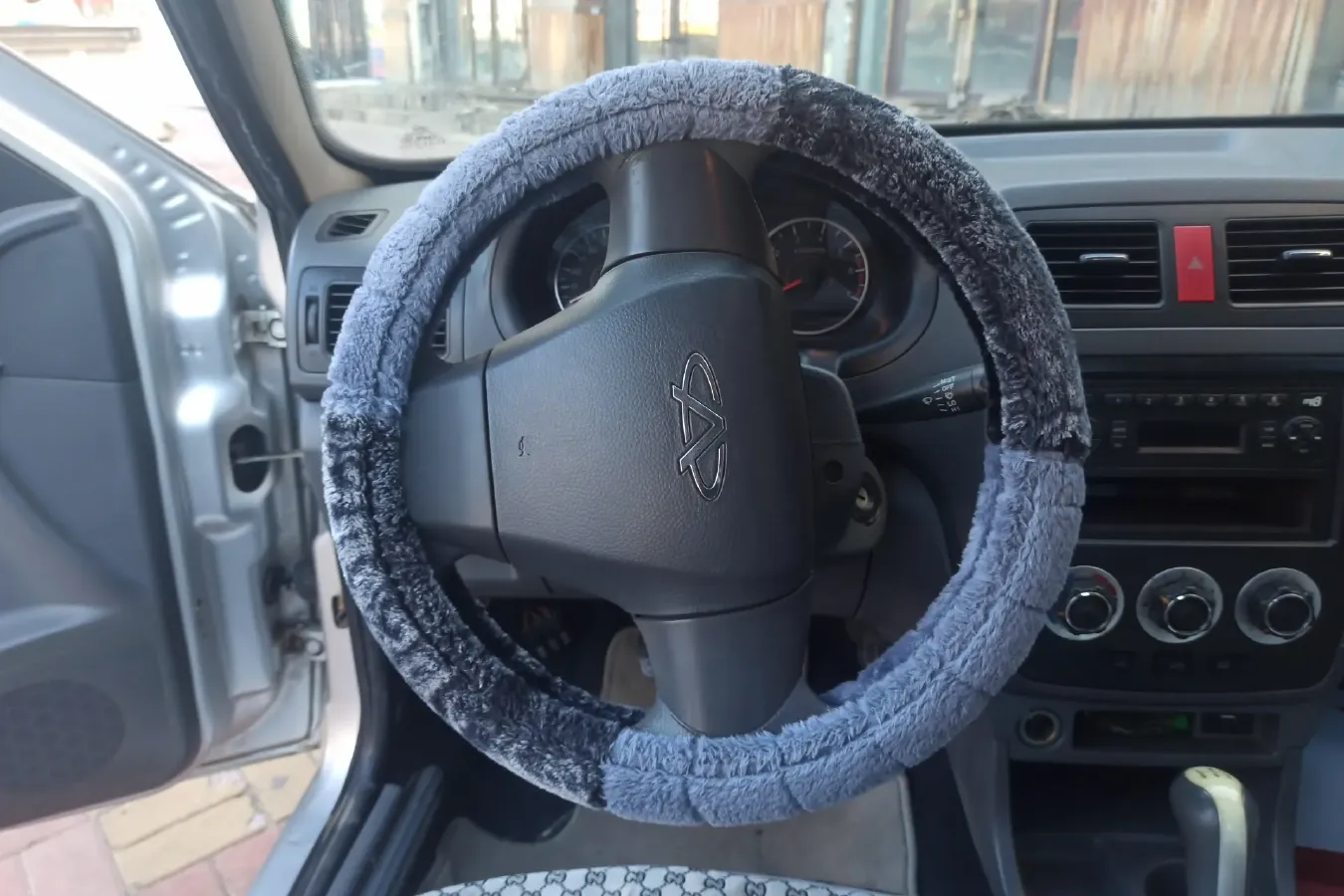 2012 Chery Cowin 2 1.5L 109HP L4 5MT,autocango,china used car exporter,china ev exporter,chinese used car exporter,chinese used ev exporter