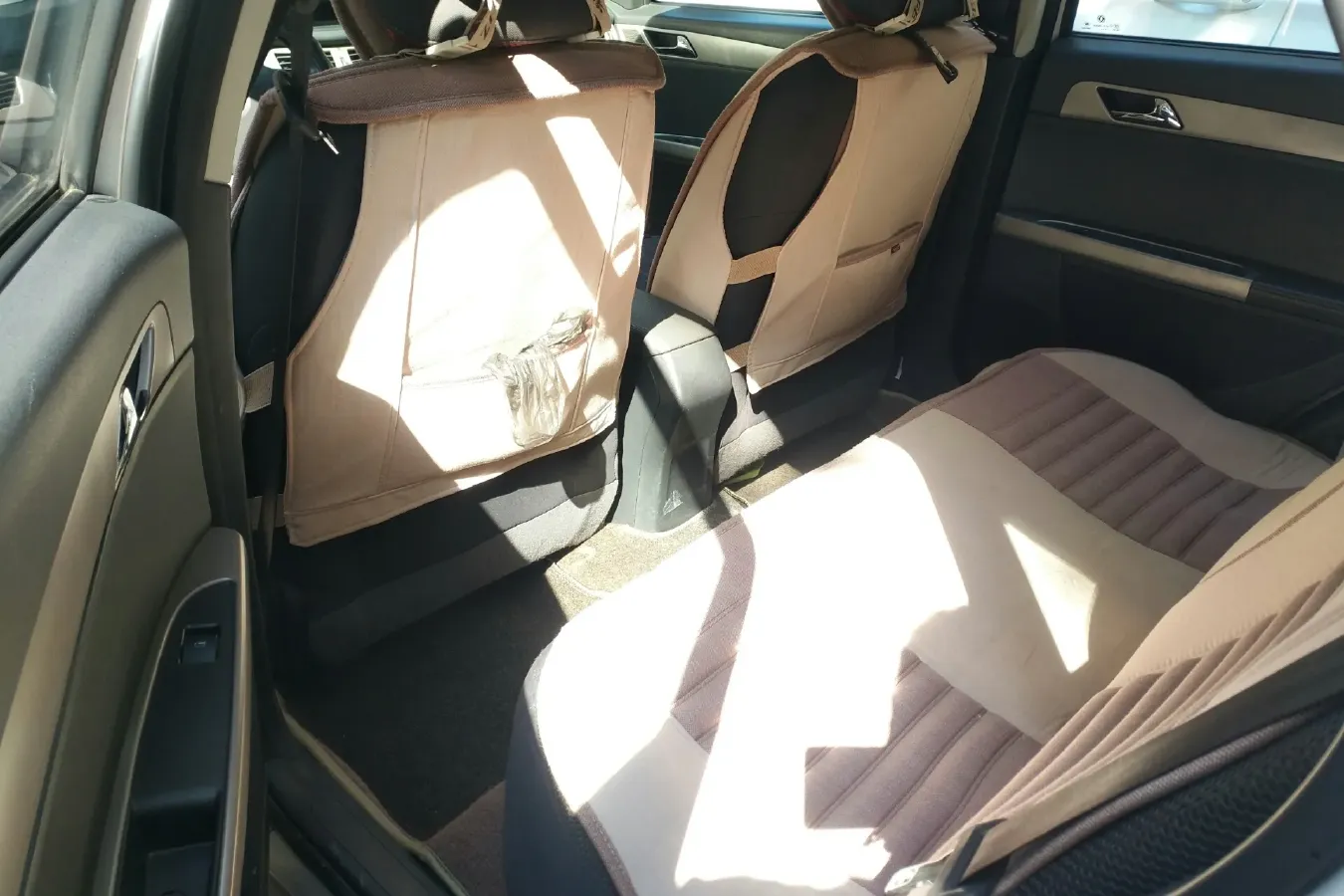 2014 DongFeng Aeolus H30 1.5L 116HP L4 4AT,autocango,china used car exporter,china ev exporter,chinese used car exporter,chinese used ev exporter