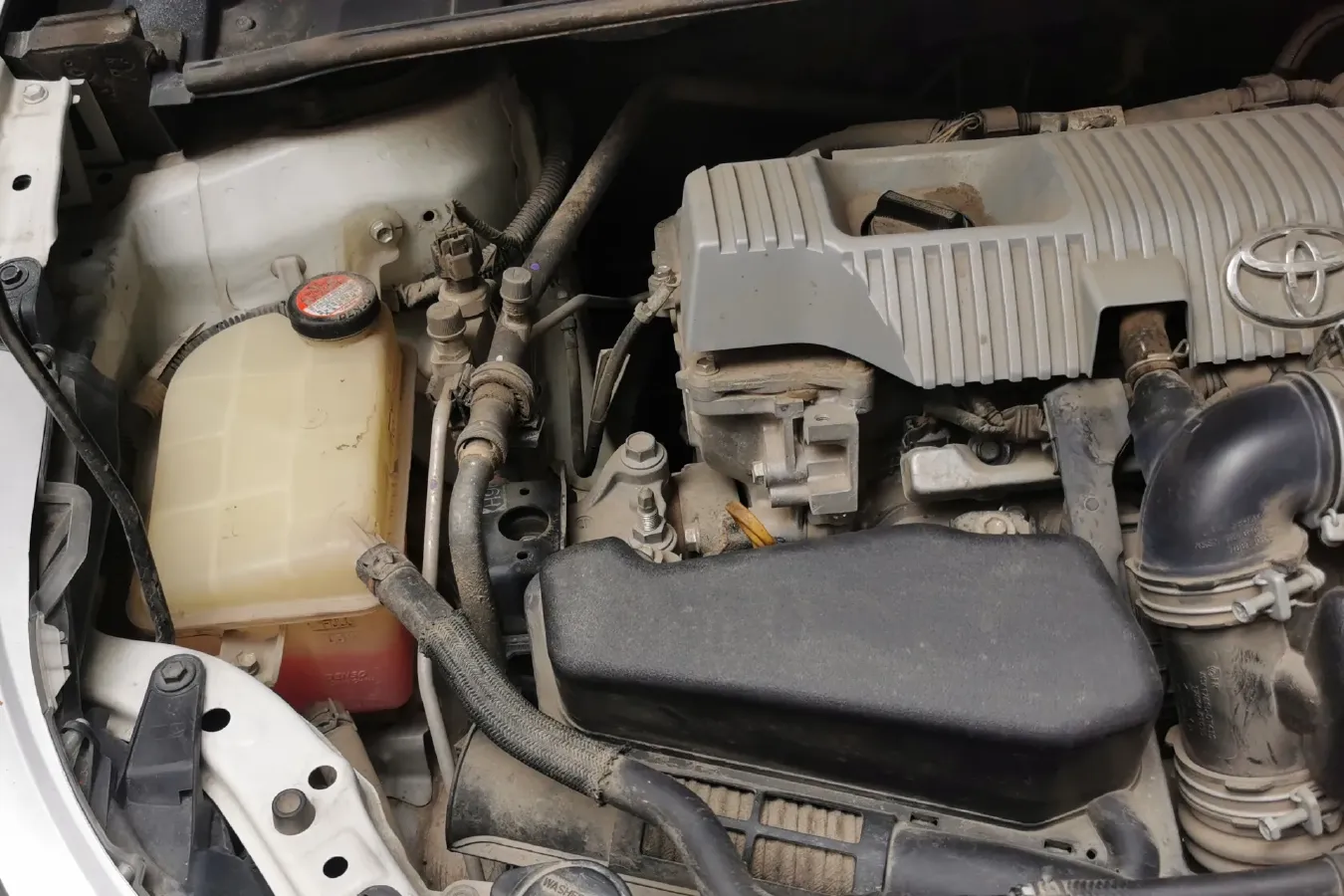 2018 Toyota Levin 1.8L 99HP L4 E-CVT Hybrid,autocango,china used car exporter,china ev exporter,chinese used car exporter,chinese used ev exporter