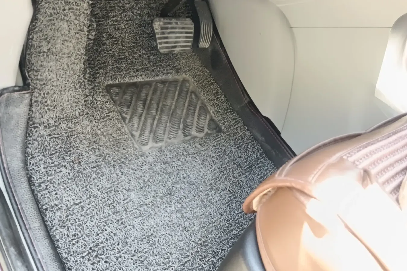 2016 DongFeng Forthing S500 1.6L 122HP L4 CVT,autocango,china used car exporter,china ev exporter,chinese used car exporter,chinese used ev exporter