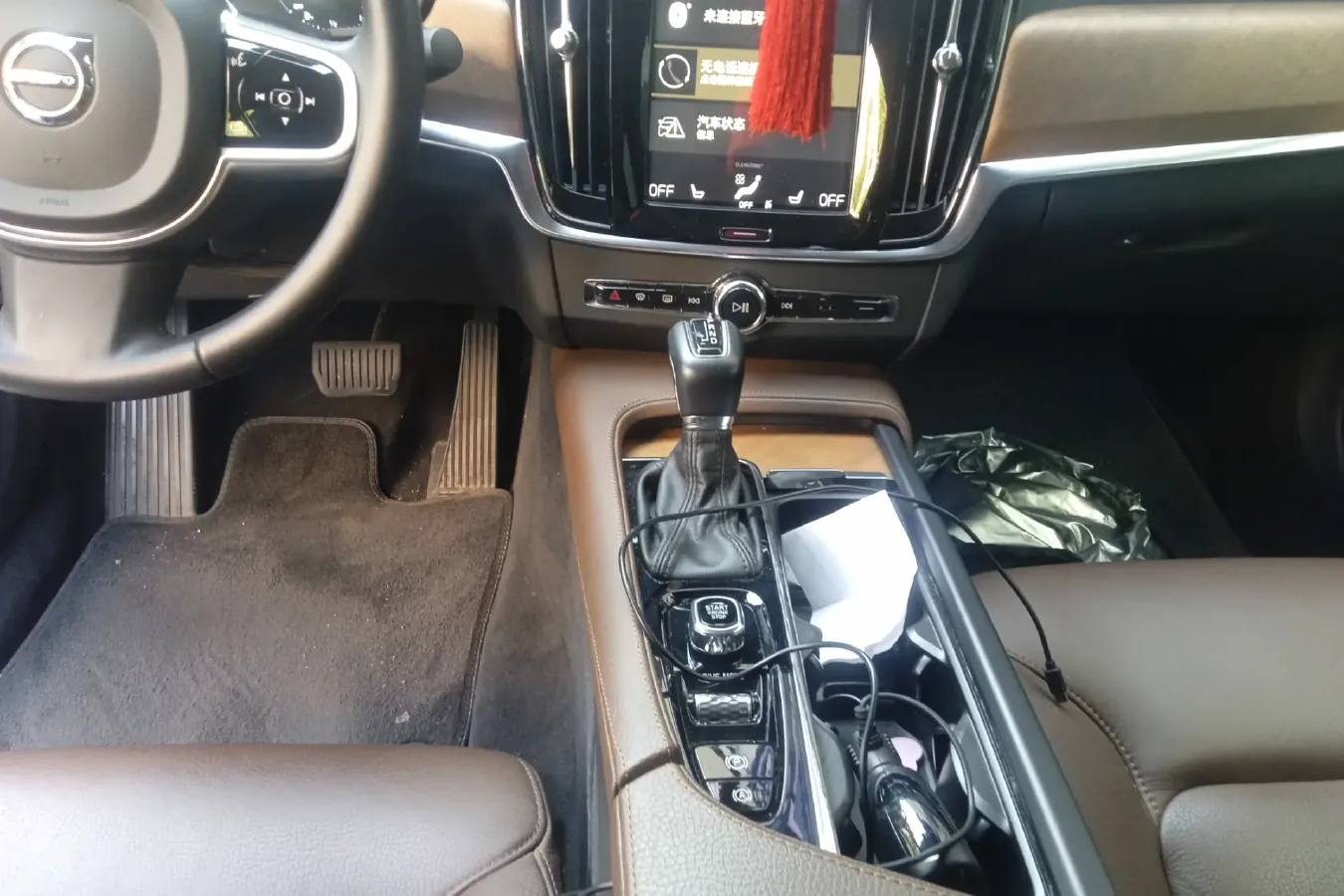 2019 Volvo S90 2.0T 254HP L4 8AT,autocango,china used car exporter,china ev exporter,chinese used car exporter,chinese used ev exporter