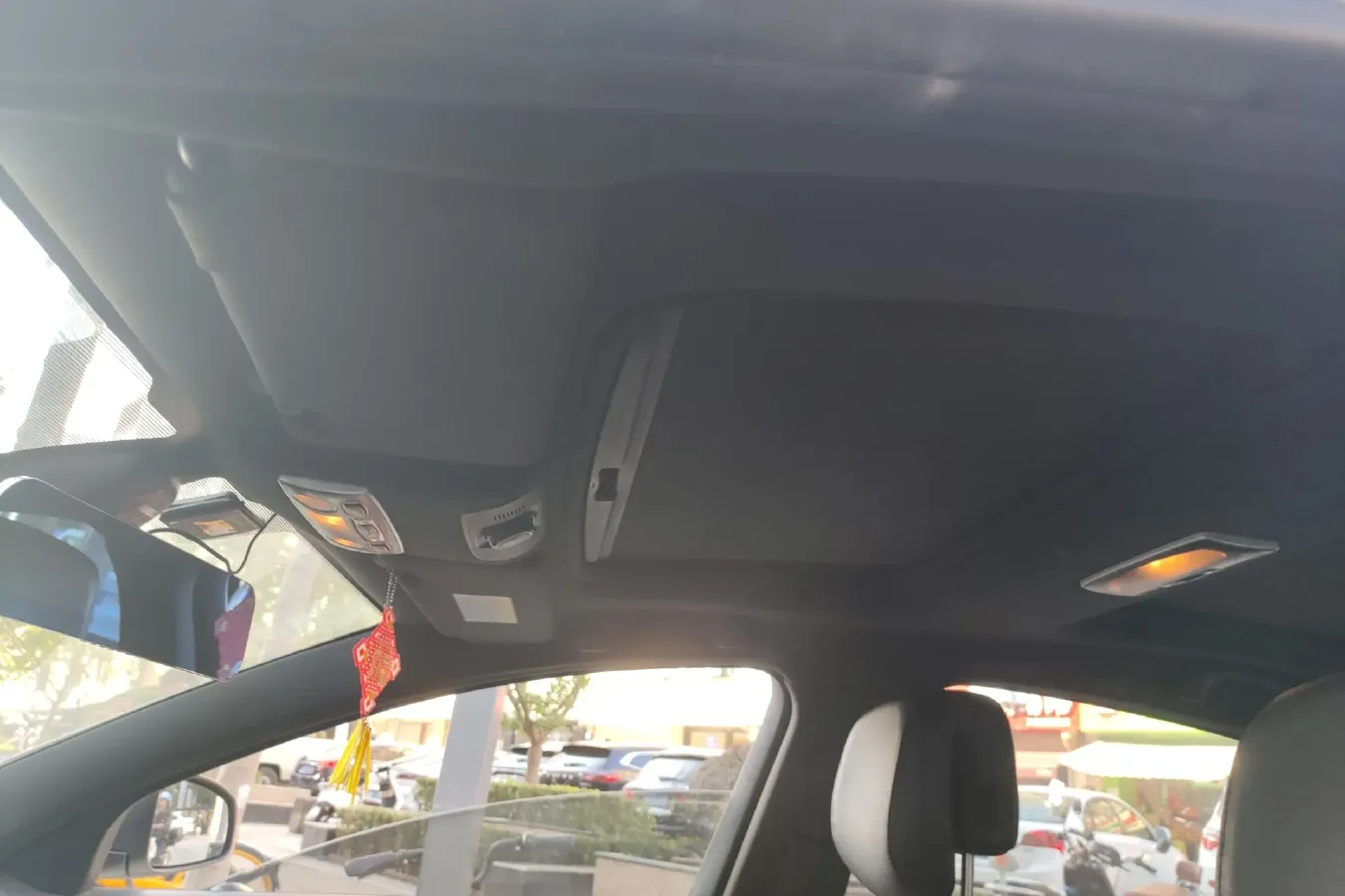 2013 Renault  Latitude 2.0L 139HP L4 CVT,autocango,china used car exporter,china ev exporter,chinese used car exporter,chinese used ev exporter