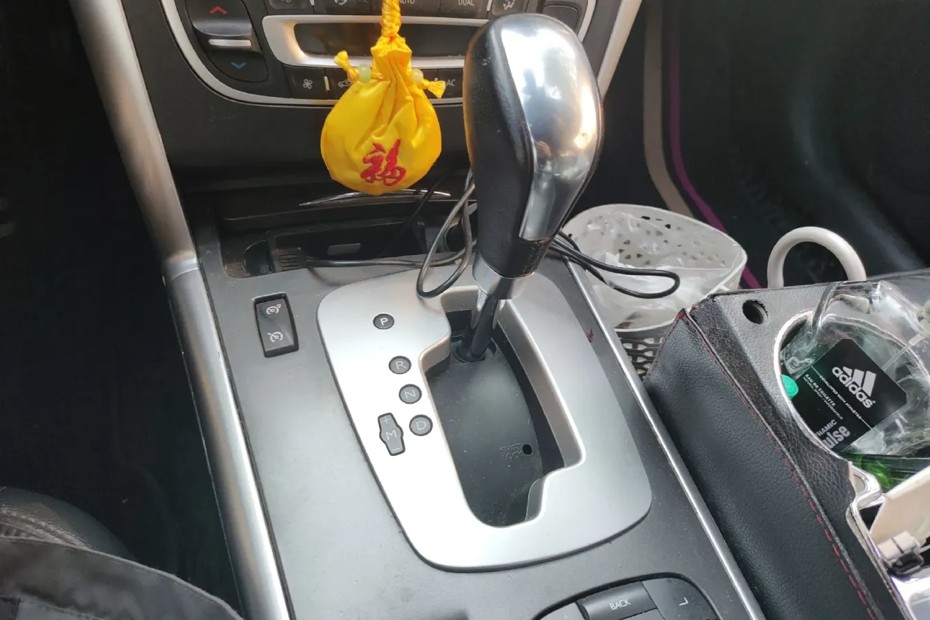 2013 Renault  Latitude 2.0L 139HP L4 CVT,autocango,china used car exporter,china ev exporter,chinese used car exporter,chinese used ev exporter