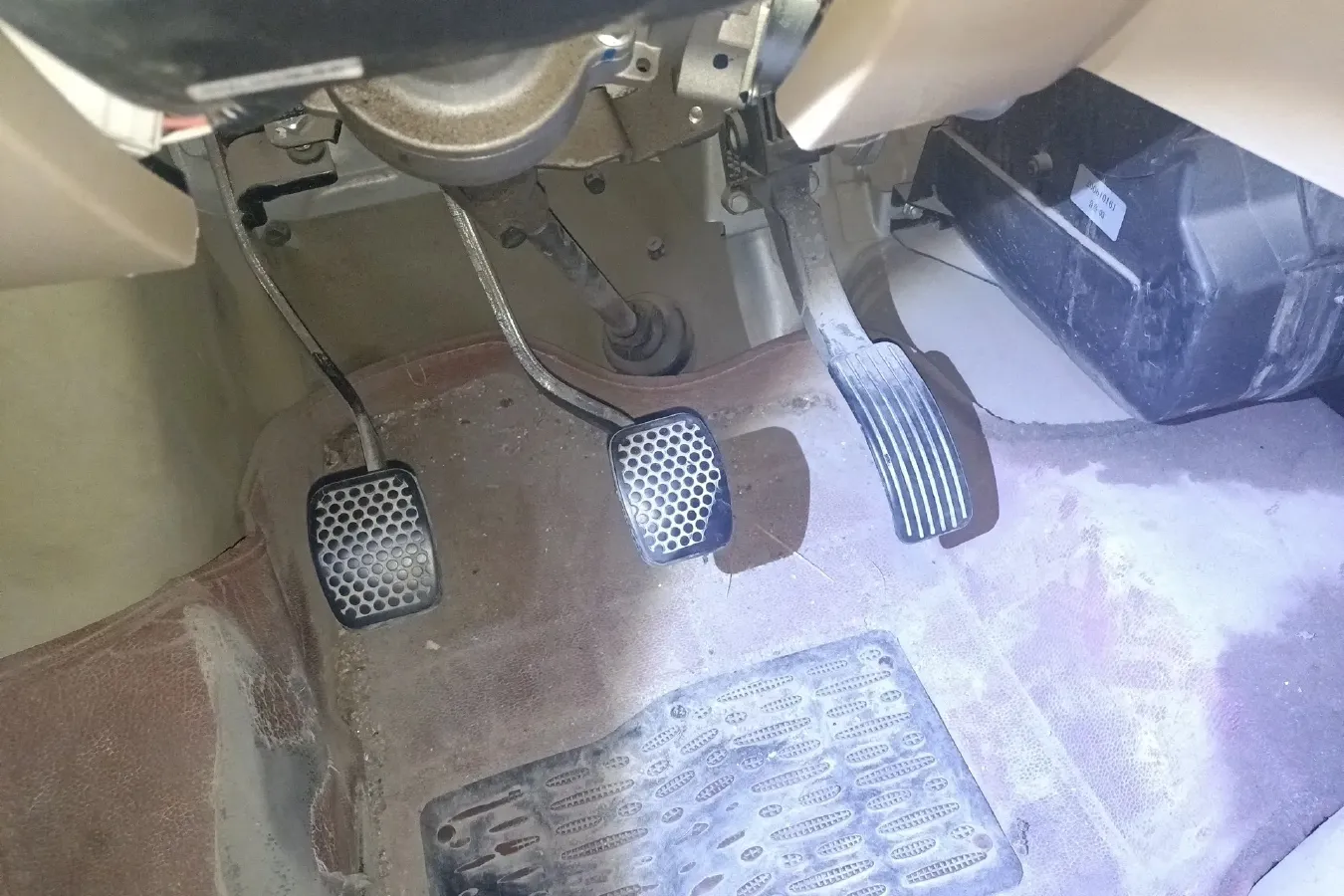 2019 DongFeng DFSK C35 1.5L 112HP L4 5MT,autocango,china used car exporter,china ev exporter,chinese used car exporter,chinese used ev exporter