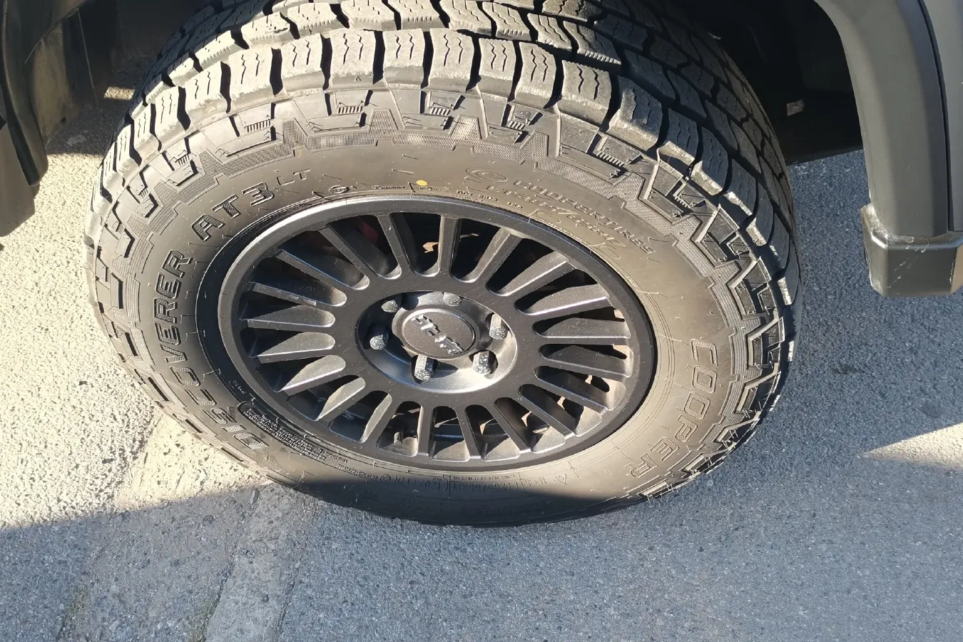 2023 BeiJing BJ40 2.0T 224HP L4 8AT,autocango,china used car exporter,china ev exporter,chinese used car exporter,chinese used ev exporter