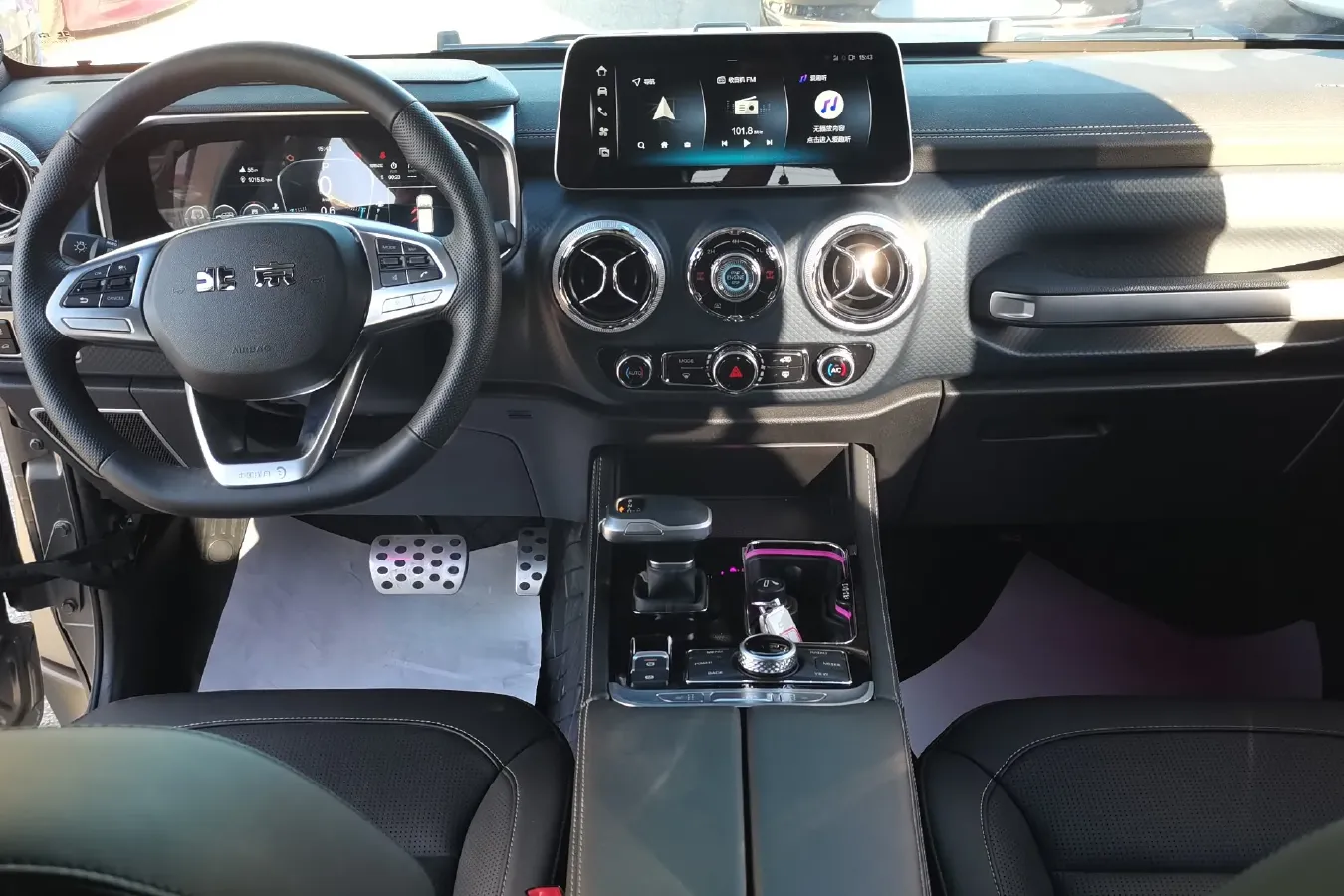 2023 BeiJing BJ40 2.0T 224HP L4 8AT,autocango,china used car exporter,china ev exporter,chinese used car exporter,chinese used ev exporter