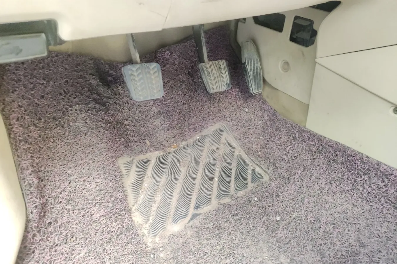 2014 HaiMa Preema 1.6L 120HP L4 5MT,autocango,china used car exporter,china ev exporter,chinese used car exporter,chinese used ev exporter