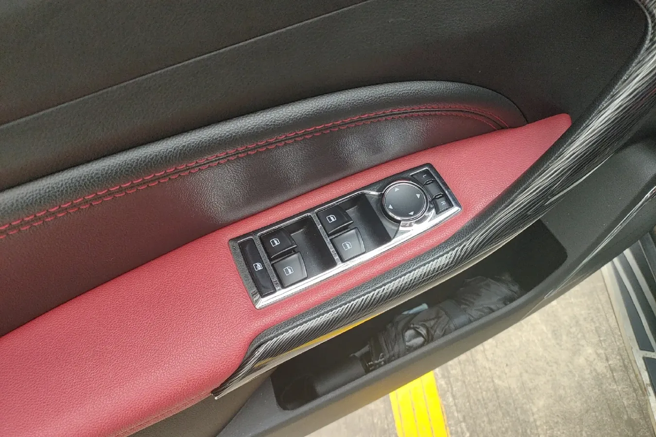 2017 Leopaard CS9 1.5L 113HP L4 CVT,autocango,china used car exporter,china ev exporter,chinese used car exporter,chinese used ev exporter