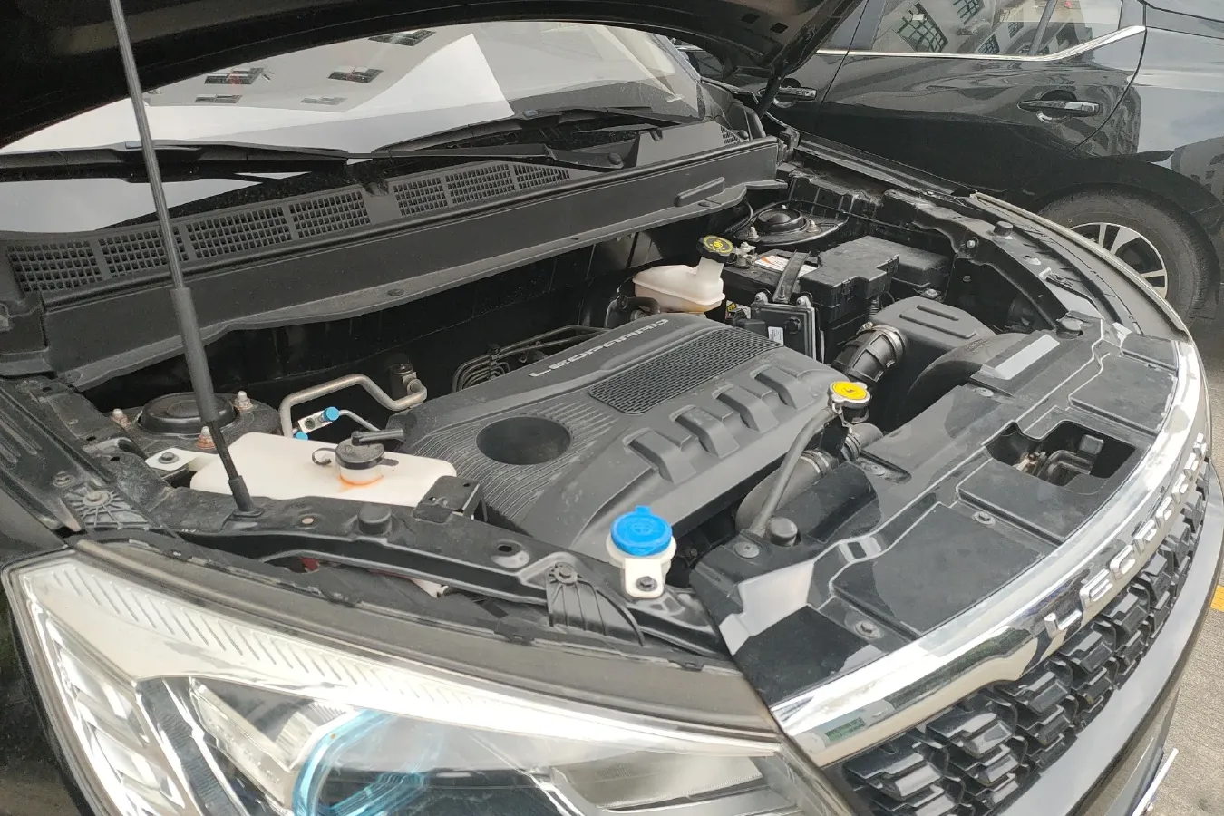 2017 Leopaard CS9 1.5L 113HP L4 CVT,autocango,china used car exporter,china ev exporter,chinese used car exporter,chinese used ev exporter