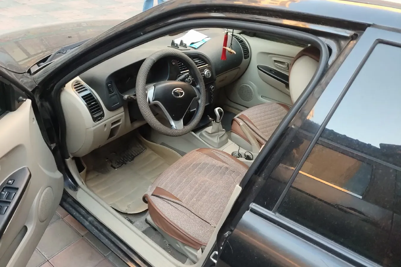 2015 Soueast V3 1.5L 120HP L4 5MT,autocango,china used car exporter,china ev exporter,chinese used car exporter,chinese used ev exporter