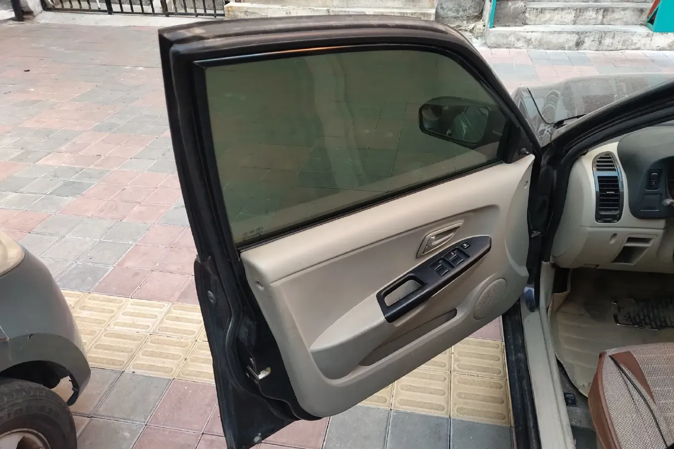 2015 Soueast V3 1.5L 120HP L4 5MT,autocango,china used car exporter,china ev exporter,chinese used car exporter,chinese used ev exporter