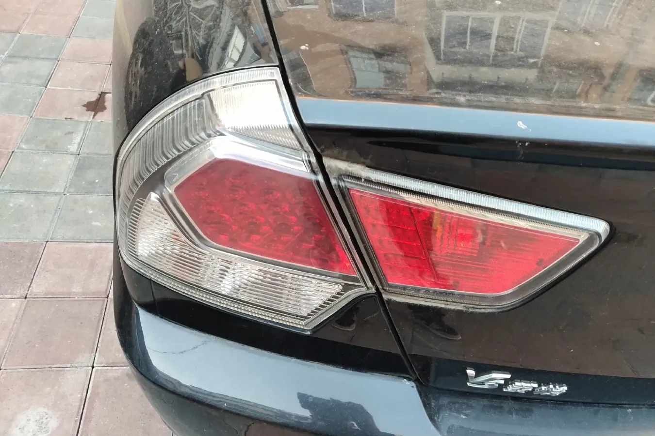 2015 Soueast V3 1.5L 120HP L4 5MT,autocango,china used car exporter,china ev exporter,chinese used car exporter,chinese used ev exporter