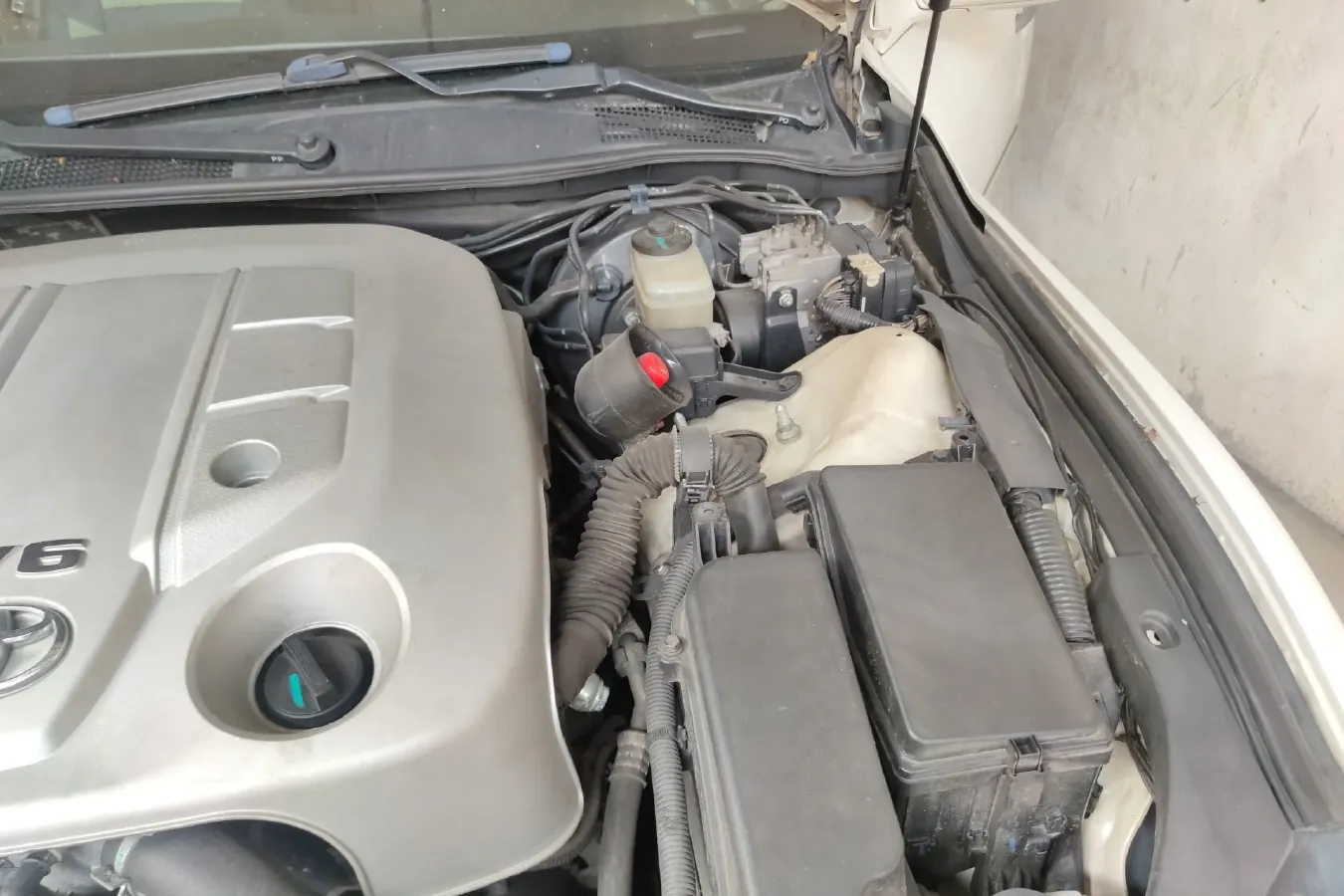 2008 Toyota Reiz 2.5L 197HP V6 6AT,autocango,china used car exporter,china ev exporter,chinese used car exporter,chinese used ev exporter