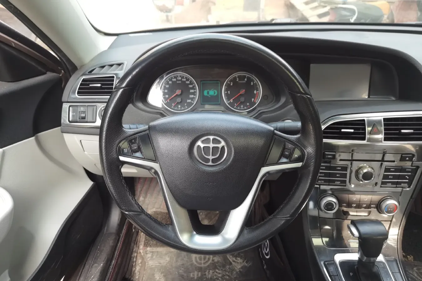 2011 Brilliance Auto H530 1.6L 118HP L4 5AT,autocango,china used car exporter,china ev exporter,chinese used car exporter,chinese used ev exporter