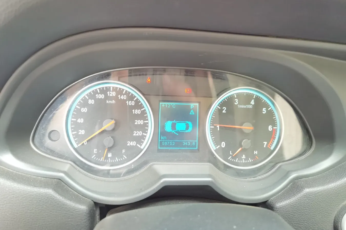 2011 Brilliance Auto H530 1.6L 118HP L4 5AT,autocango,china used car exporter,china ev exporter,chinese used car exporter,chinese used ev exporter