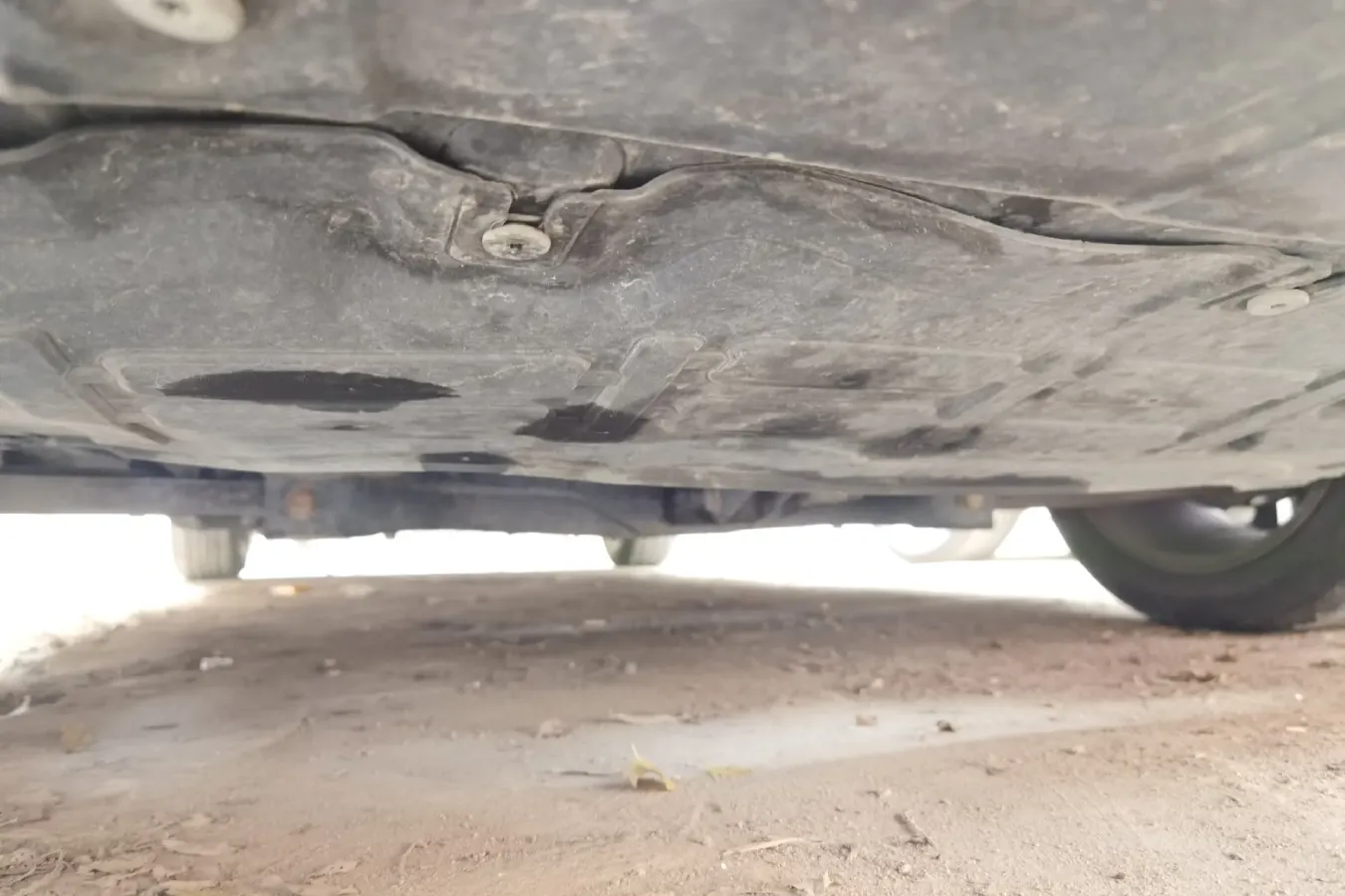 2011 Brilliance Auto H530 1.6L 118HP L4 5AT,autocango,china used car exporter,china ev exporter,chinese used car exporter,chinese used ev exporter