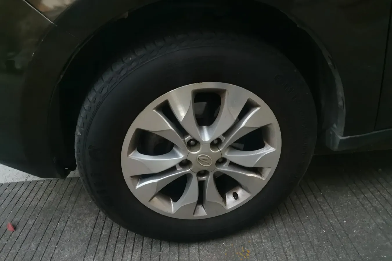 2013 Landwind X5 2.0T 190HP L4 6MT,autocango,china used car exporter,china ev exporter,chinese used car exporter,chinese used ev exporter