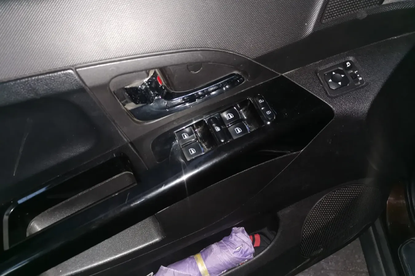 2013 Landwind X5 2.0T 190HP L4 6MT,autocango,china used car exporter,china ev exporter,chinese used car exporter,chinese used ev exporter