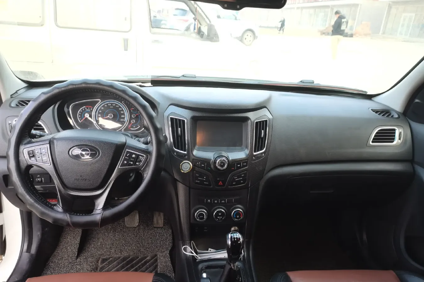 2013 HaiMa S7 2.0L 150HP L4 5MT,autocango,china used car exporter,china ev exporter,chinese used car exporter,chinese used ev exporter