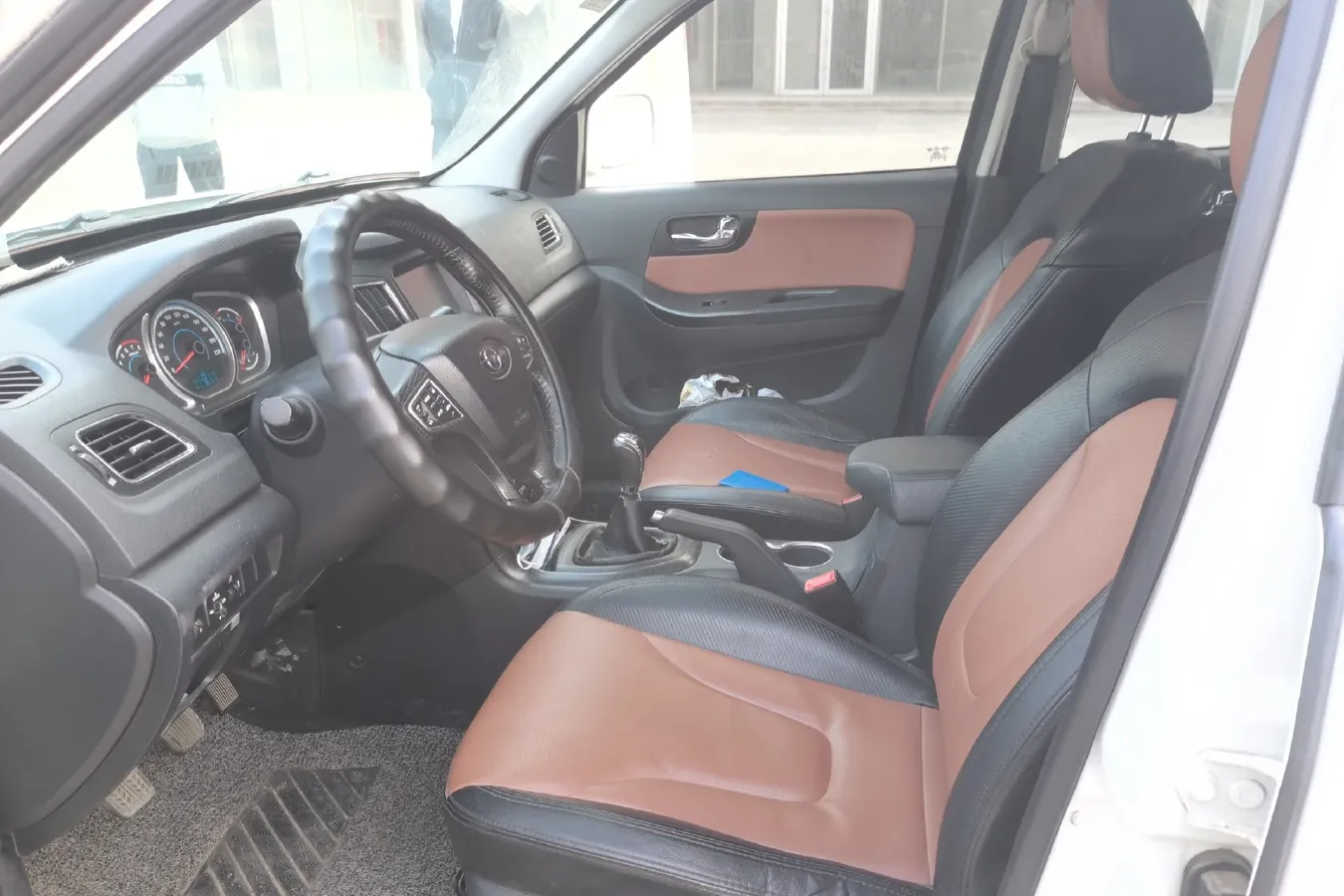 2013 HaiMa S7 2.0L 150HP L4 5MT,autocango,china used car exporter,china ev exporter,chinese used car exporter,chinese used ev exporter