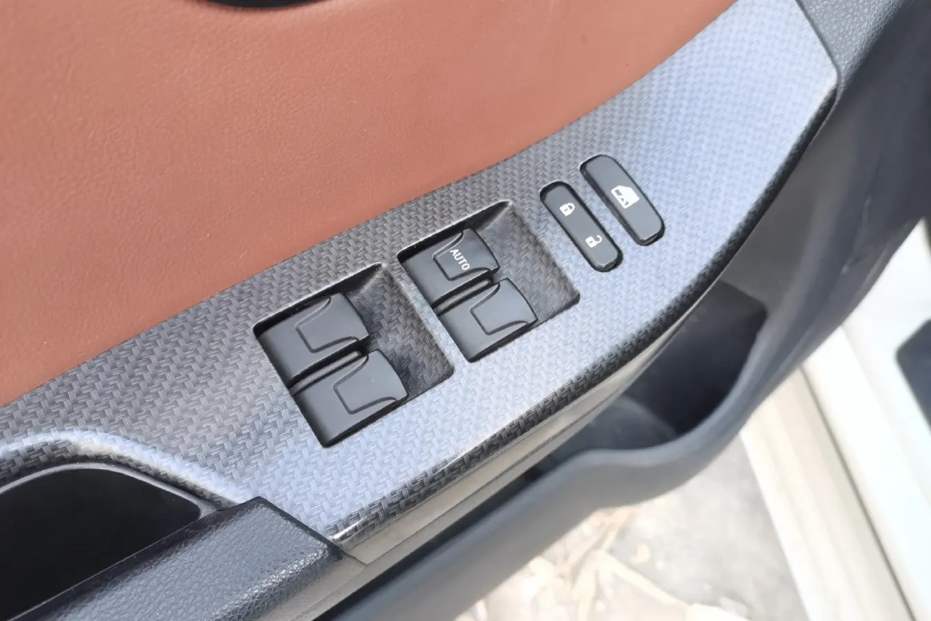 2013 HaiMa S7 2.0L 150HP L4 5MT,autocango,china used car exporter,china ev exporter,chinese used car exporter,chinese used ev exporter