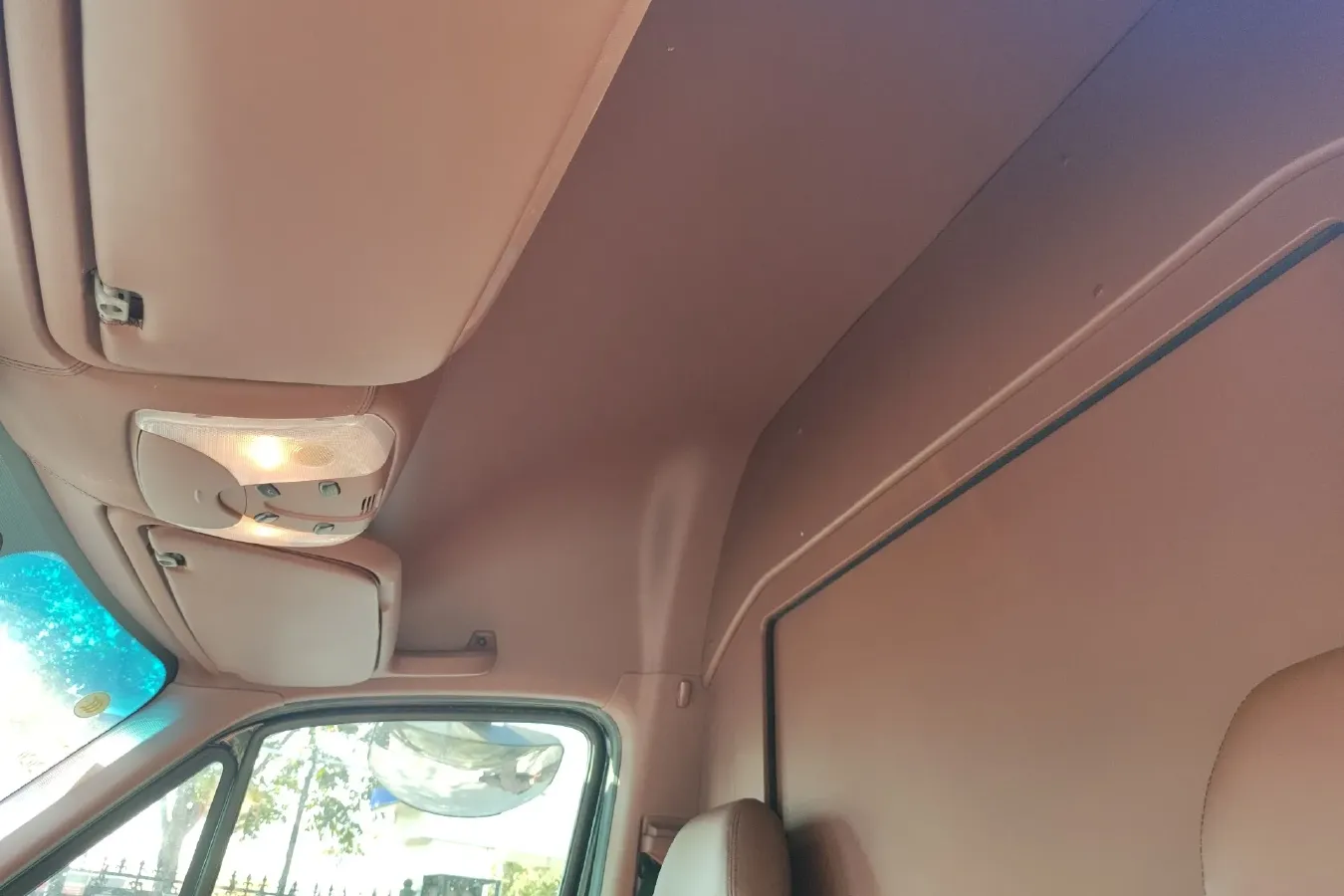 2009 Mercedes-Benz Sprinter 3.5L 258HP V6 5AT,autocango,china used car exporter,china ev exporter,chinese used car exporter,chinese used ev exporter