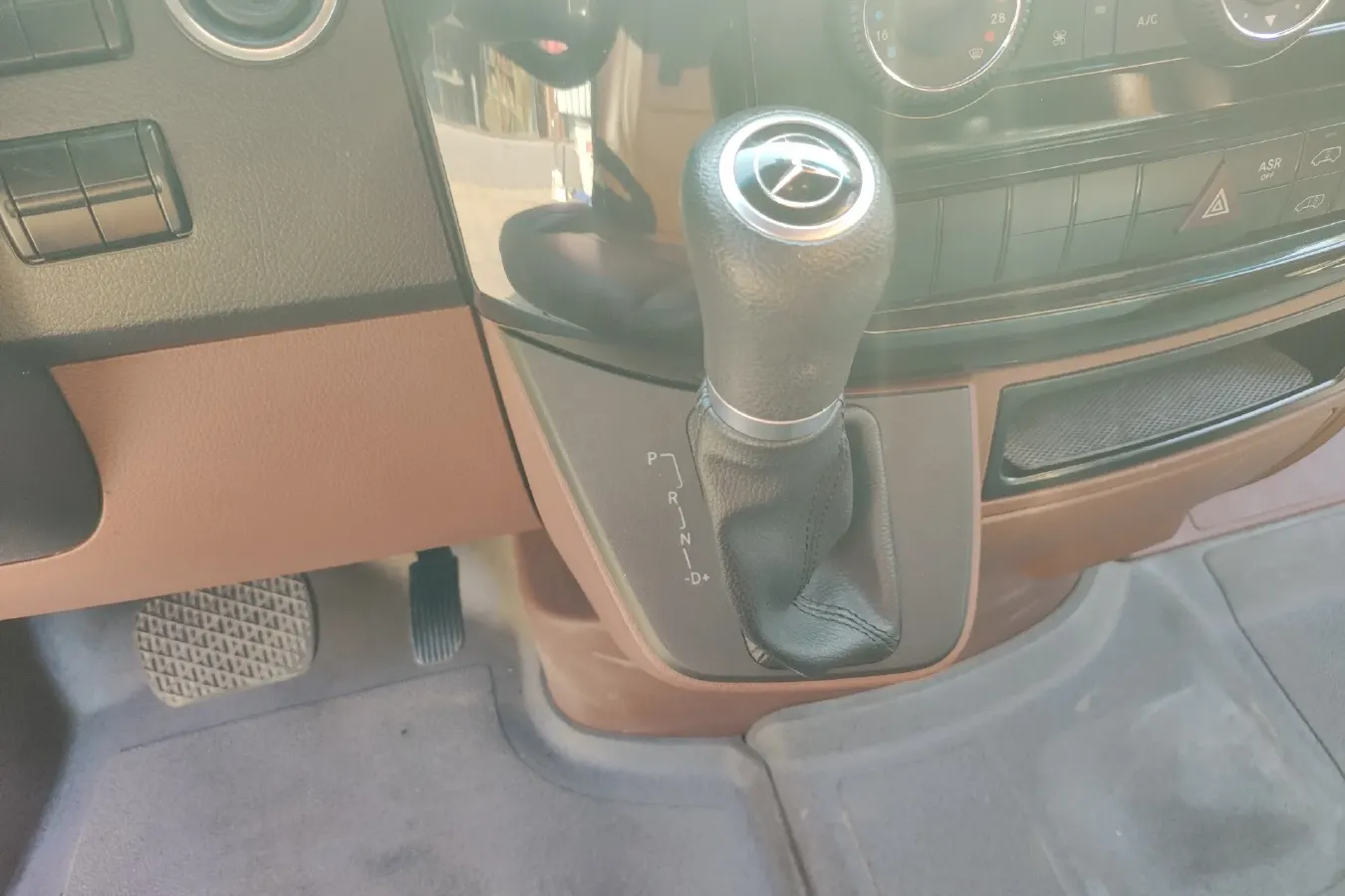 2009 Mercedes-Benz Sprinter 3.5L 258HP V6 5AT,autocango,china used car exporter,china ev exporter,chinese used car exporter,chinese used ev exporter