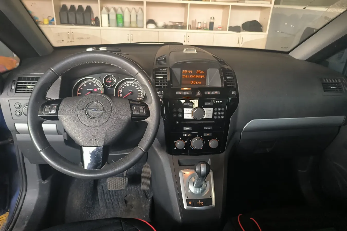 2010 Opel Zafira 1.8L 140HP L4 5AT,autocango,china used car exporter,china ev exporter,chinese used car exporter,chinese used ev exporter