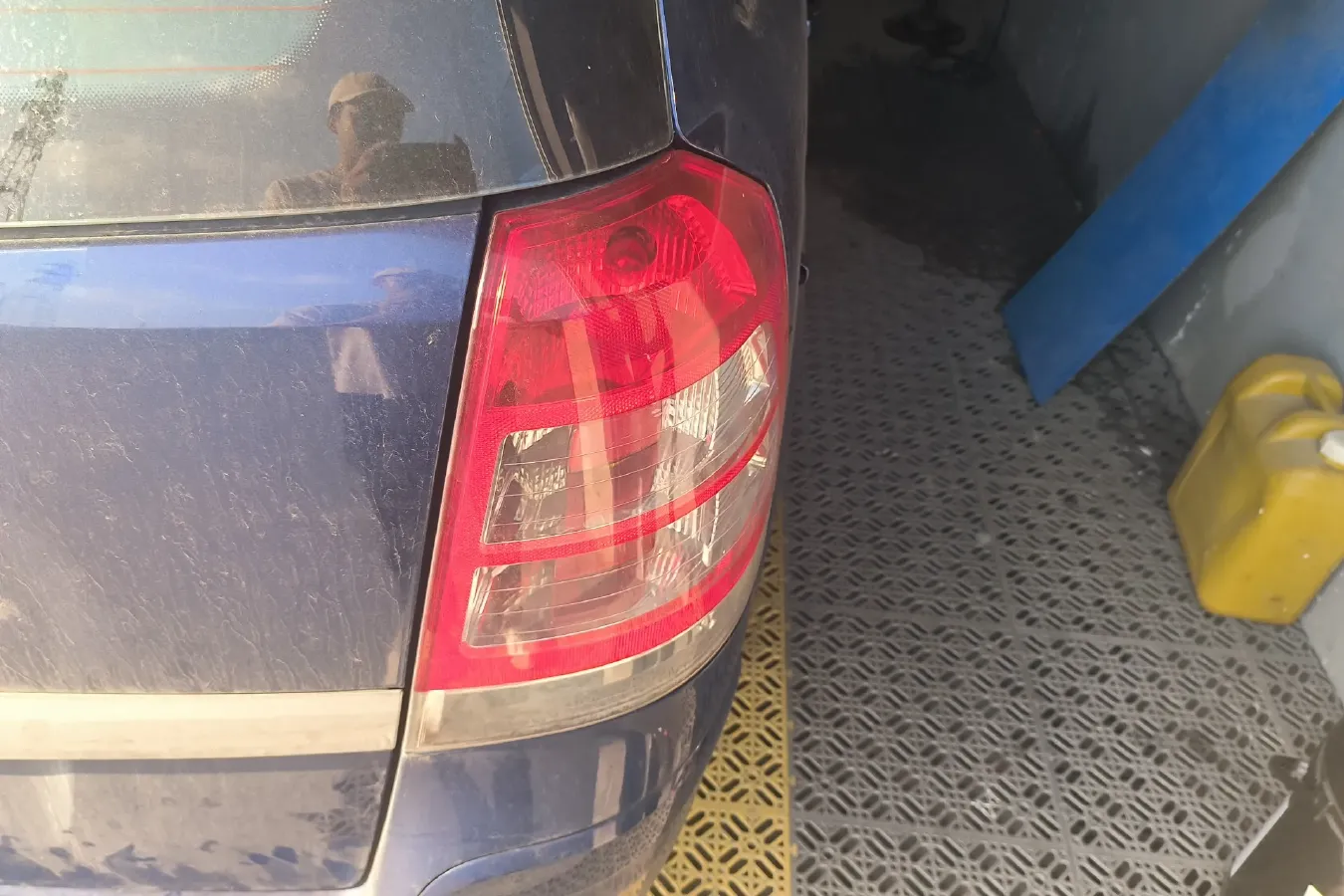 2010 Opel Zafira 1.8L 140HP L4 5AT,autocango,china used car exporter,china ev exporter,chinese used car exporter,chinese used ev exporter