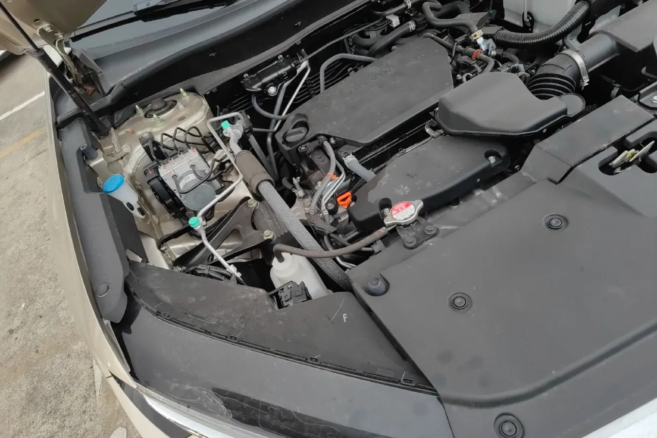 2023 Honda CR-V 1.5T 193HP L4 CVT,autocango,china used car exporter,china ev exporter,chinese used car exporter,chinese used ev exporter