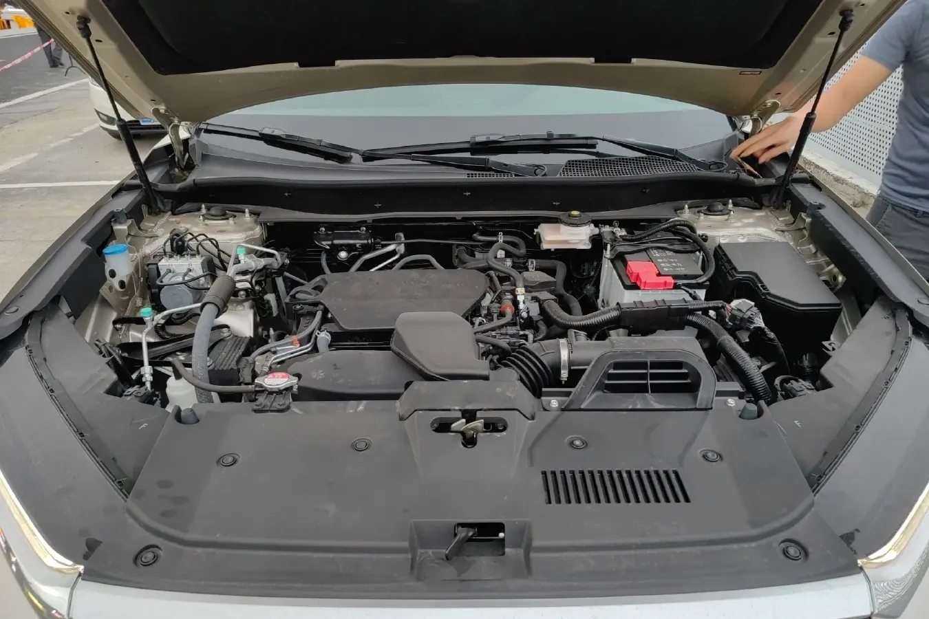 2023 Honda CR-V 1.5T 193HP L4 CVT,autocango,china used car exporter,china ev exporter,chinese used car exporter,chinese used ev exporter