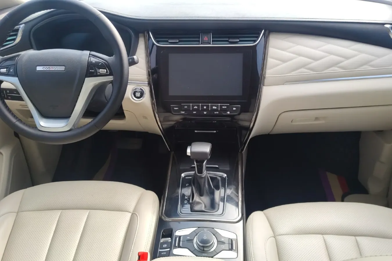 2019 ChangAn Oshan Cosmos 1.5T 178HP L4 7DCT,autocango,china used car exporter,china ev exporter,chinese used car exporter,chinese used ev exporter