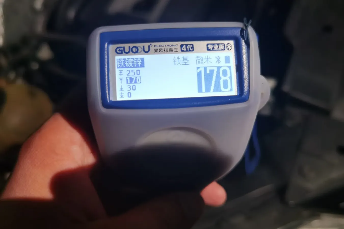 2012 Volkswagen Tiguan 2.0T 200HP L4 6AT,autocango,china used car exporter,china ev exporter,chinese used car exporter,chinese used ev exporter