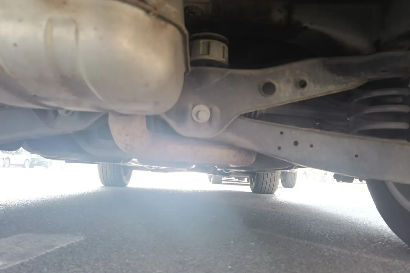 2012 Volkswagen Tiguan 2.0T 200HP L4 6AT,autocango,china used car exporter,china ev exporter,chinese used car exporter,chinese used ev exporter