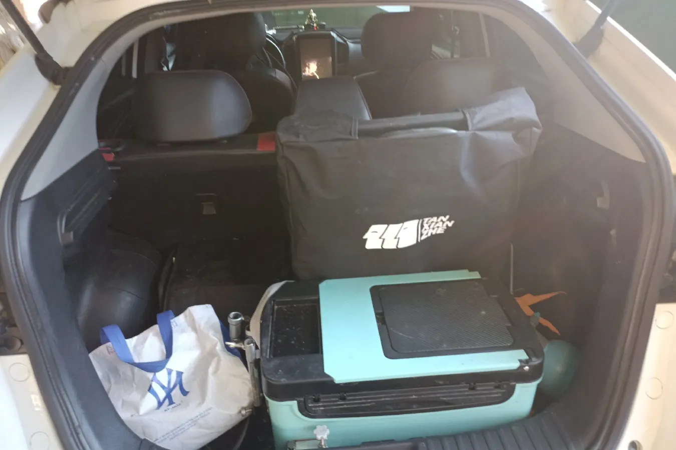 2017 Luxgen U5 SUV 1.6L 124HP L4 5MT,autocango,china used car exporter,china ev exporter,chinese used car exporter,chinese used ev exporter