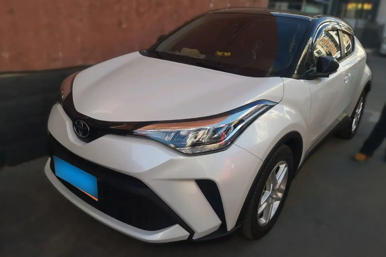 2021 Toyota C-HR 2.0L 171HP L4 CVT